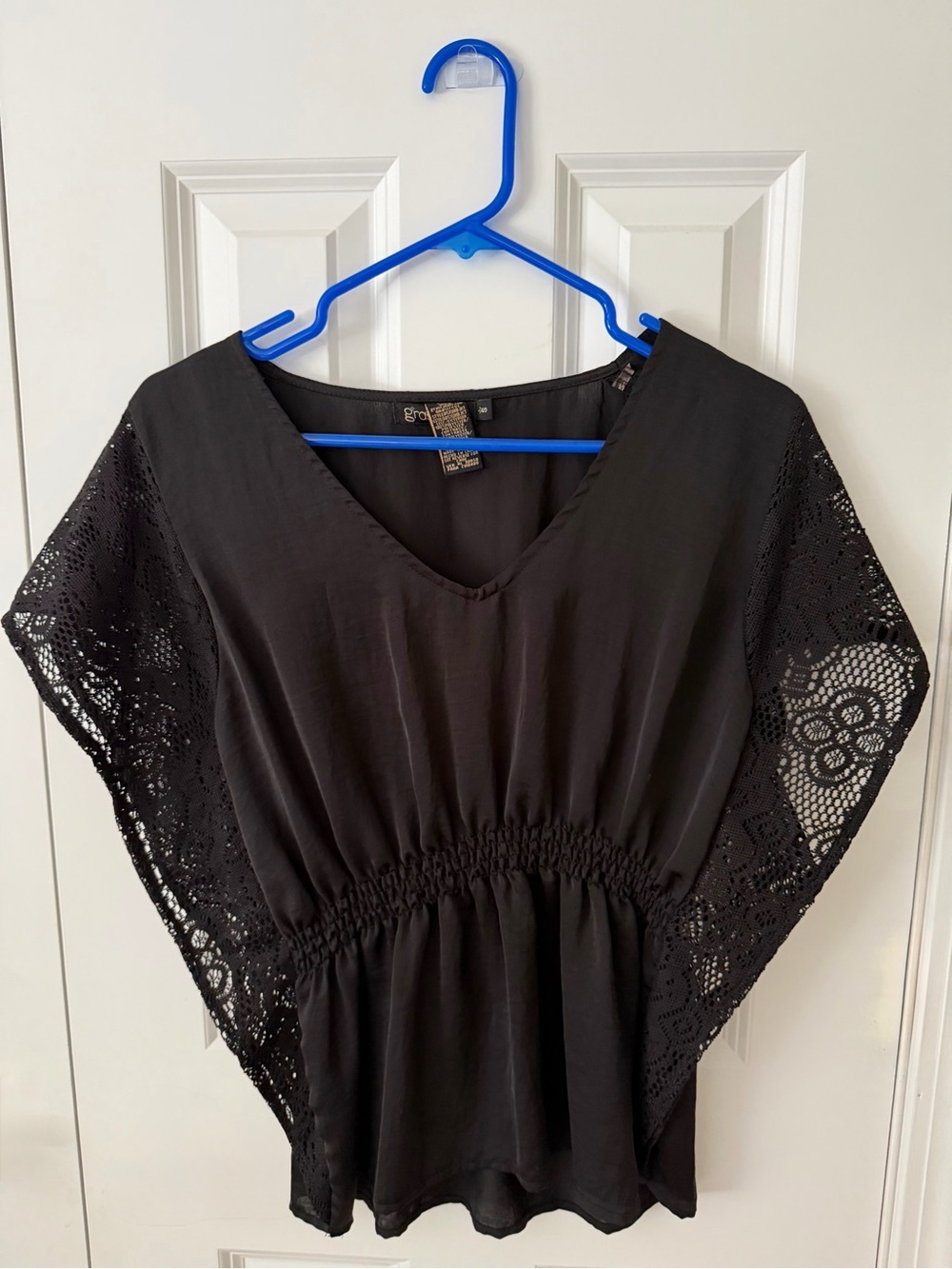 Black Lace-Sleeve V-Neck Short Sleeve Blouse